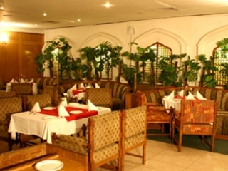 Shivalikview Hotel Chandigarh Restaurant