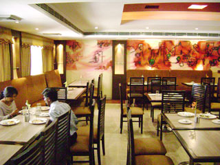 K C Residency Hotel Chandigarh Restaurant