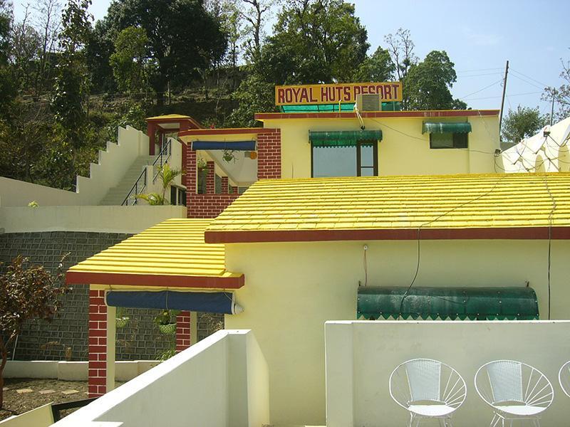 Royal Huts Resort Chandigarh