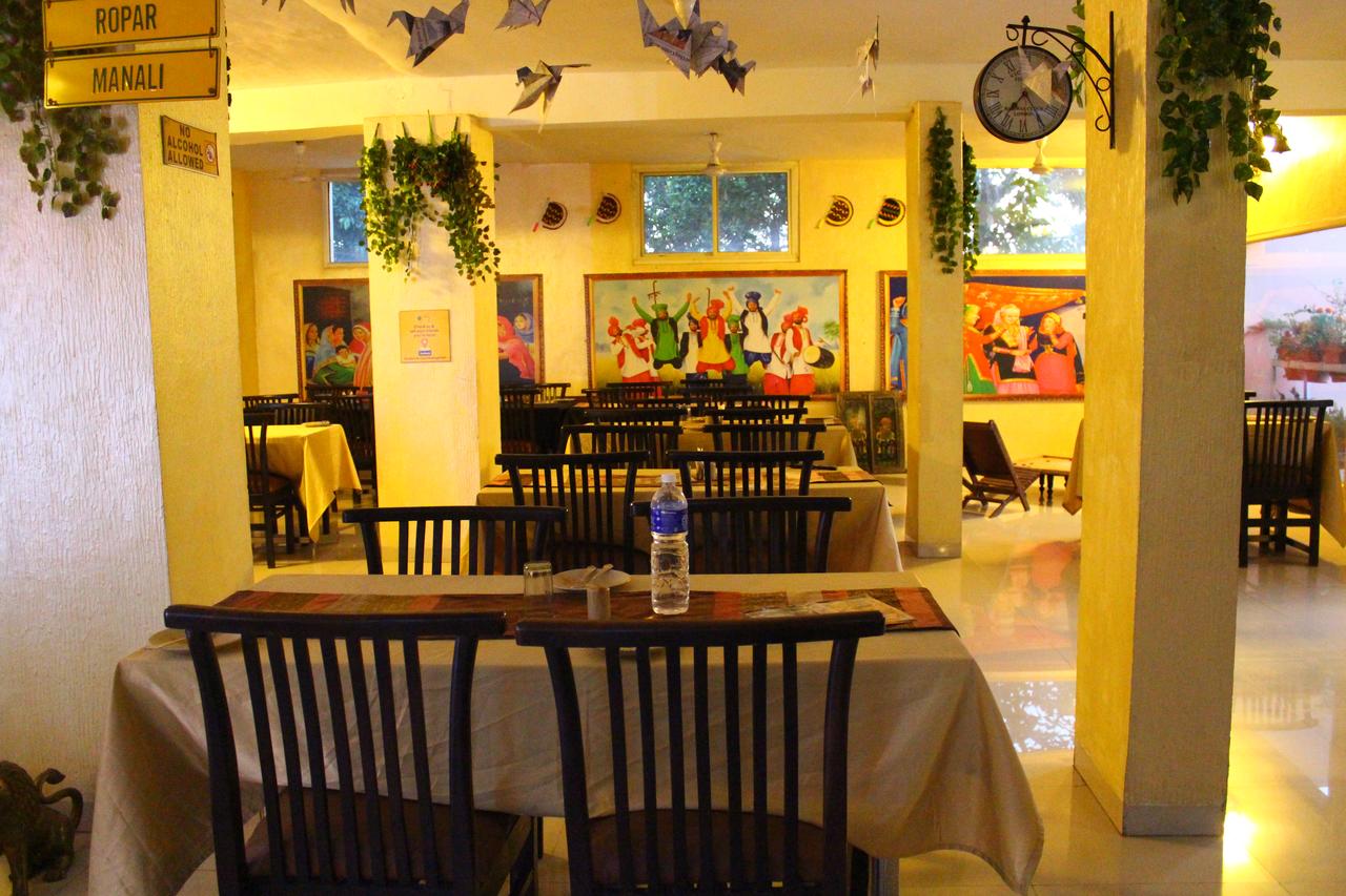 The Baghban Hotel Chandigarh Restaurant
