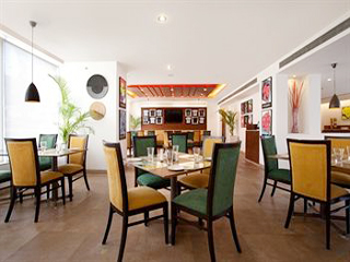 Lemon Tree Hotel Chandigarh Restaurant