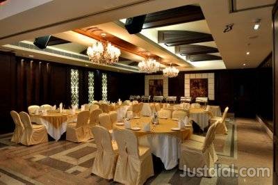 Amar Hotel Chandigarh Restaurant