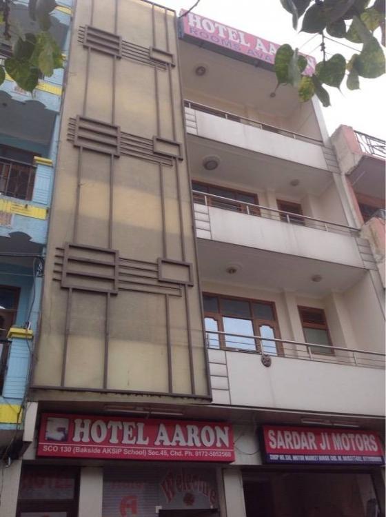 Aaron Hotel Chandigarh