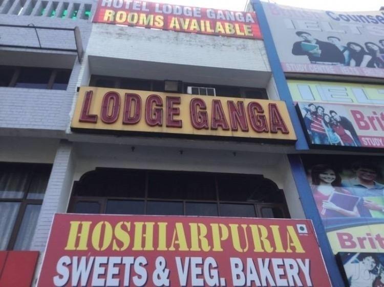 Lodge Ganga Hotel Chandigarh