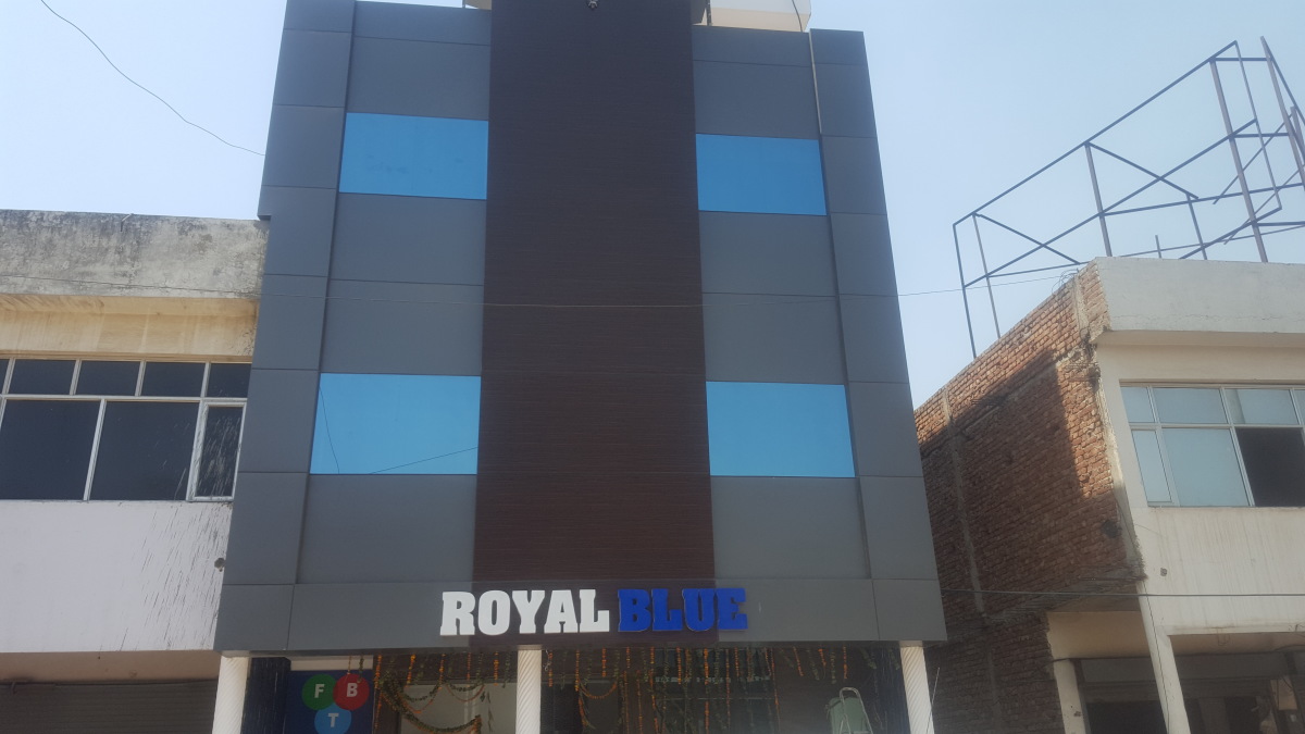 Royal Blue Hotel Chandigarh